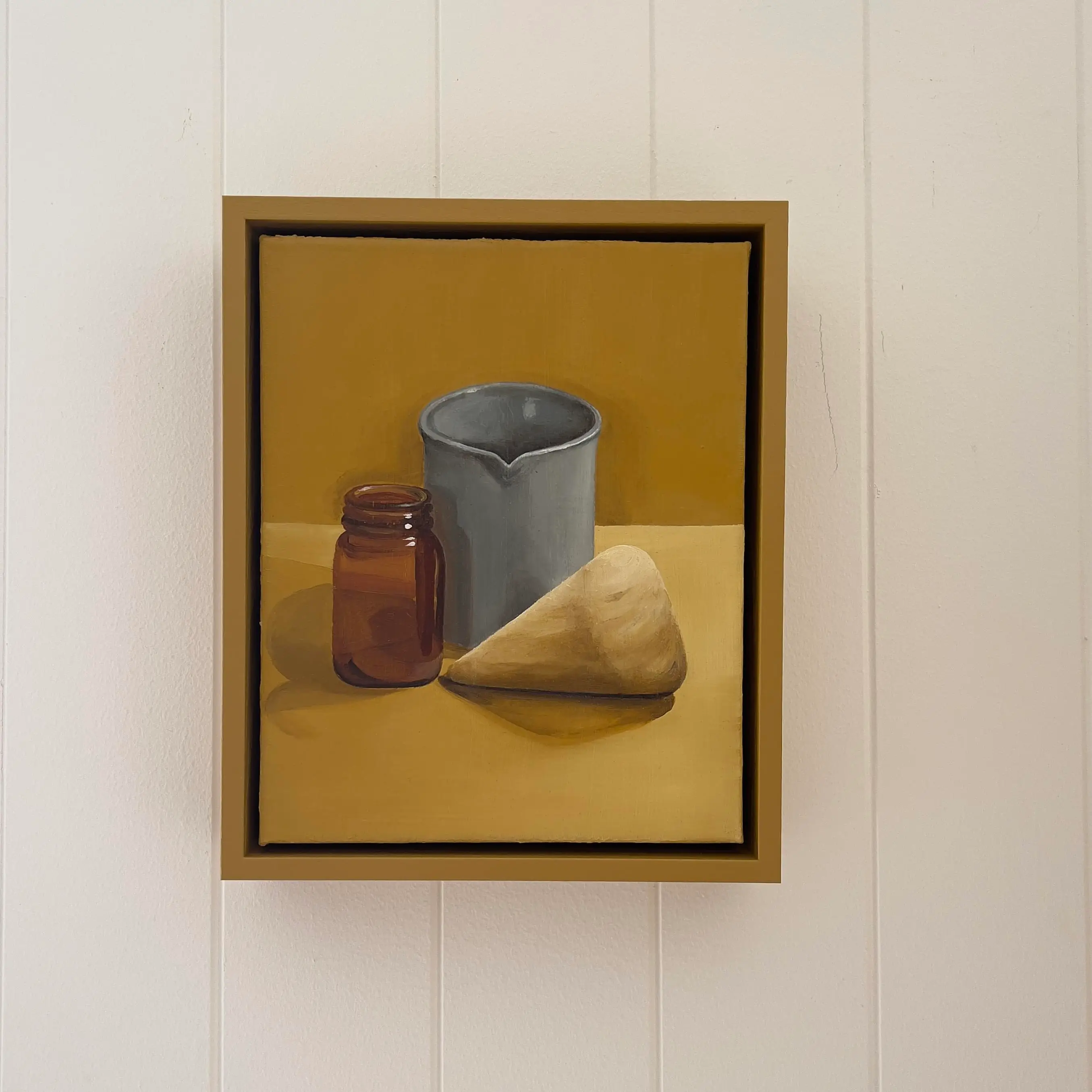 MINNIE TAYLOR yellow ochre brown jar